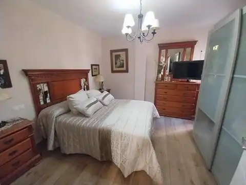 Dormitori de Pis en venda en Estepona amb Terrassa