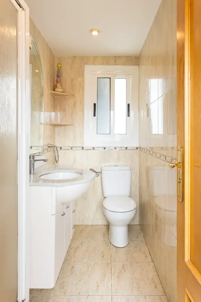 Baño de Piso en venta en Ibi con Amueblado
