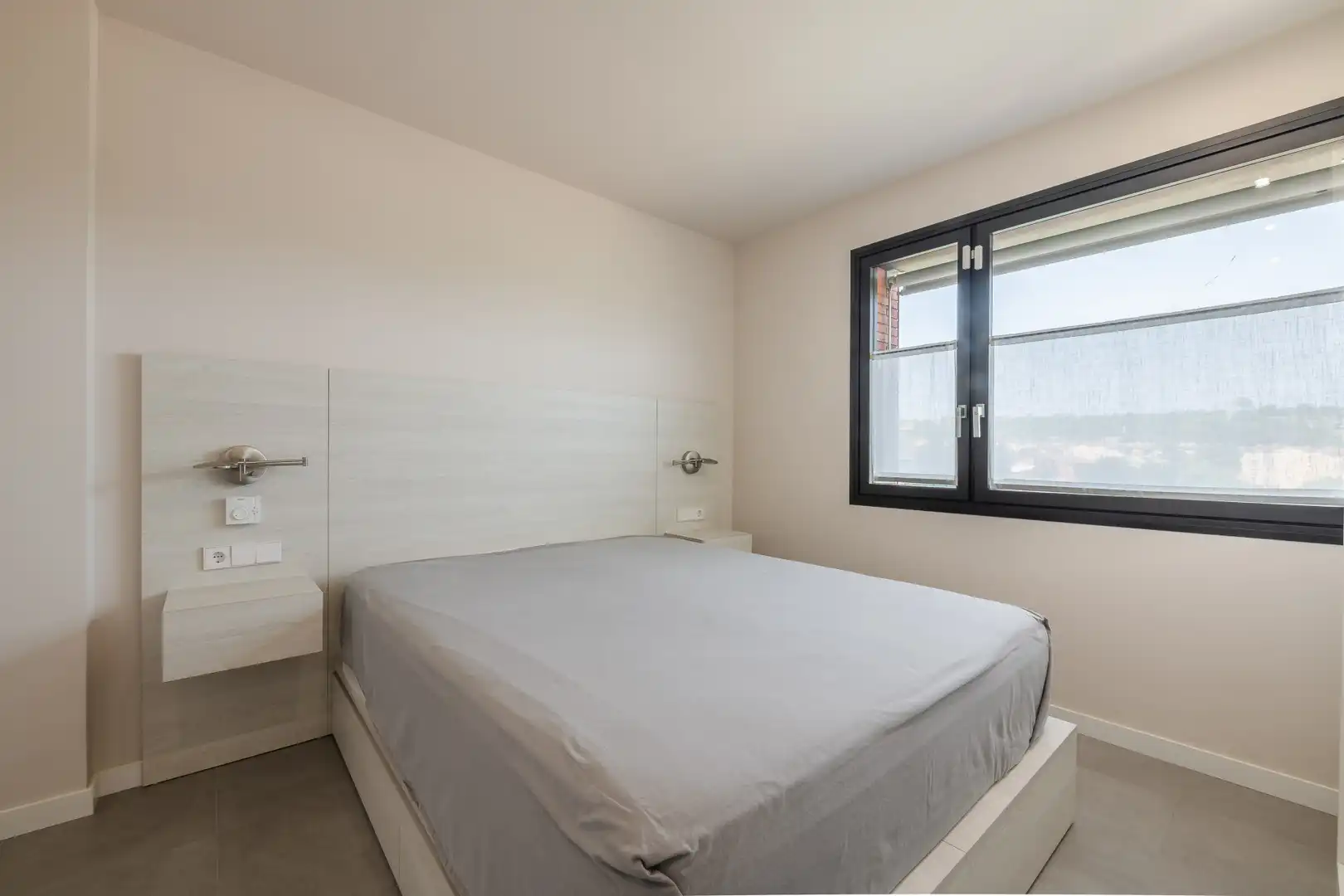 Bedroom of Houses for sale in Banyoles
