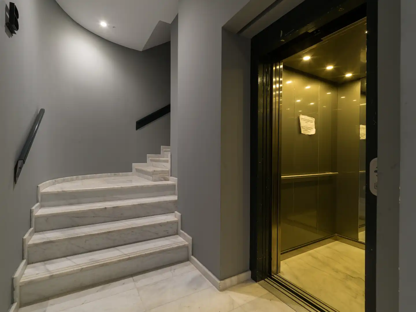 Piso en venta en Las Palmas de Gran Canaria con Terraza, Trastero y Amueblado