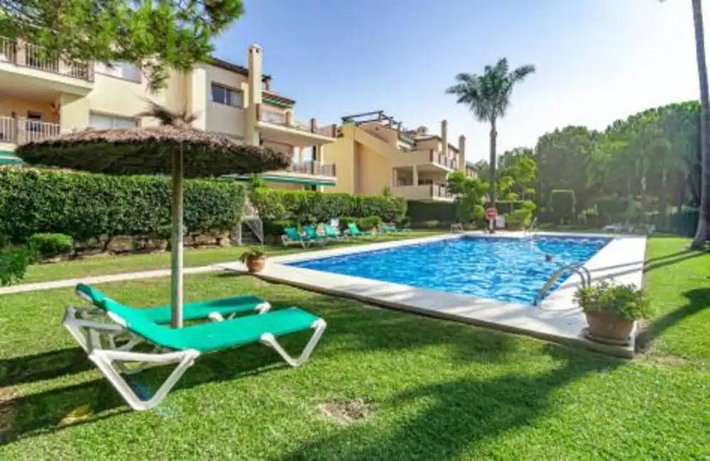 Exterior view of Ground floor for rent in Marbella  with Air Conditioner, Private garden and Terrace