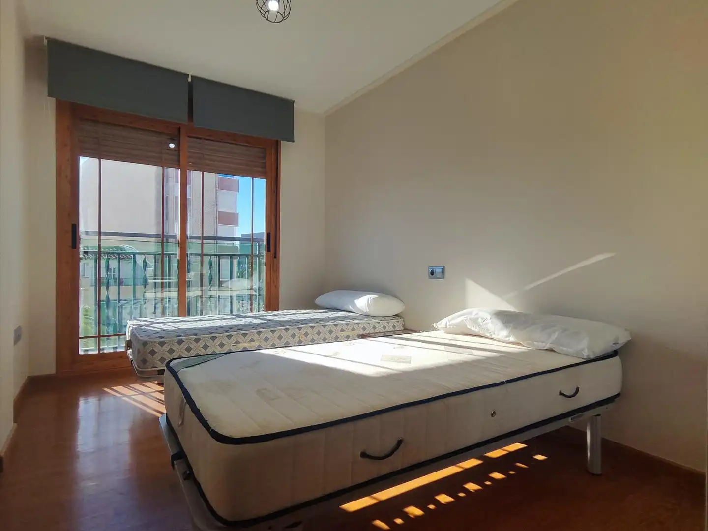 Dormitori de Apartament en venda en Oropesa del Mar / Orpesa amb Aire condicionat, Parquet i Moblat