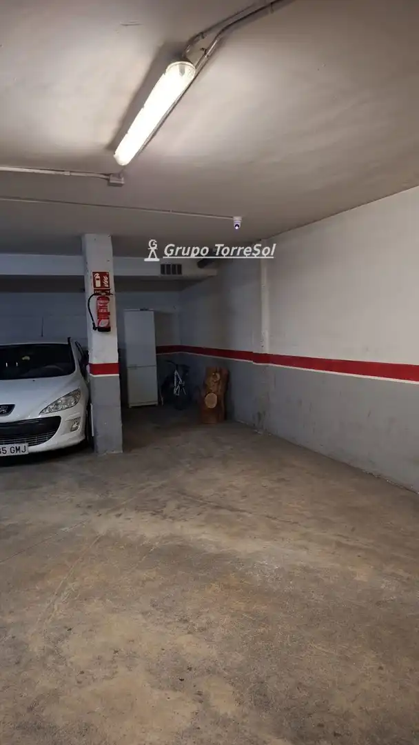 Aparcament de Pis en venda en Torredembarra amb Calefacció, Parquet i Terrassa