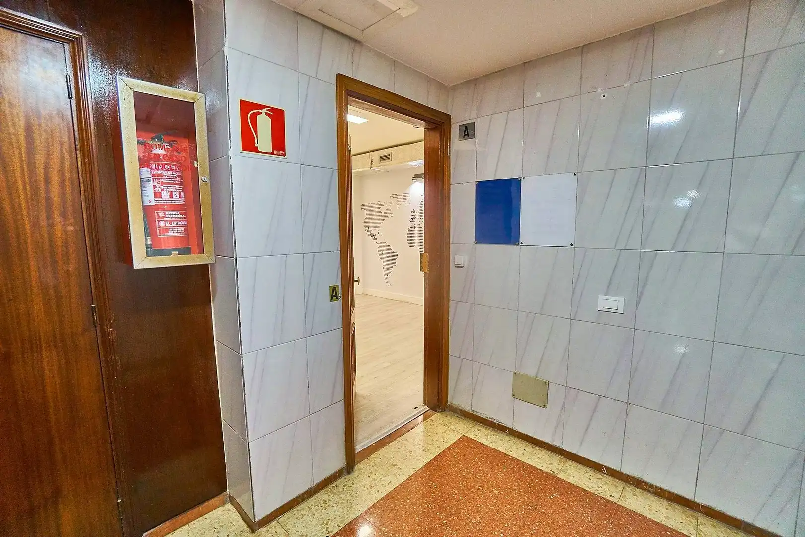 Oficina en venta en Las Palmas de Gran Canaria con Aire acondicionado, Trastero y Amueblado