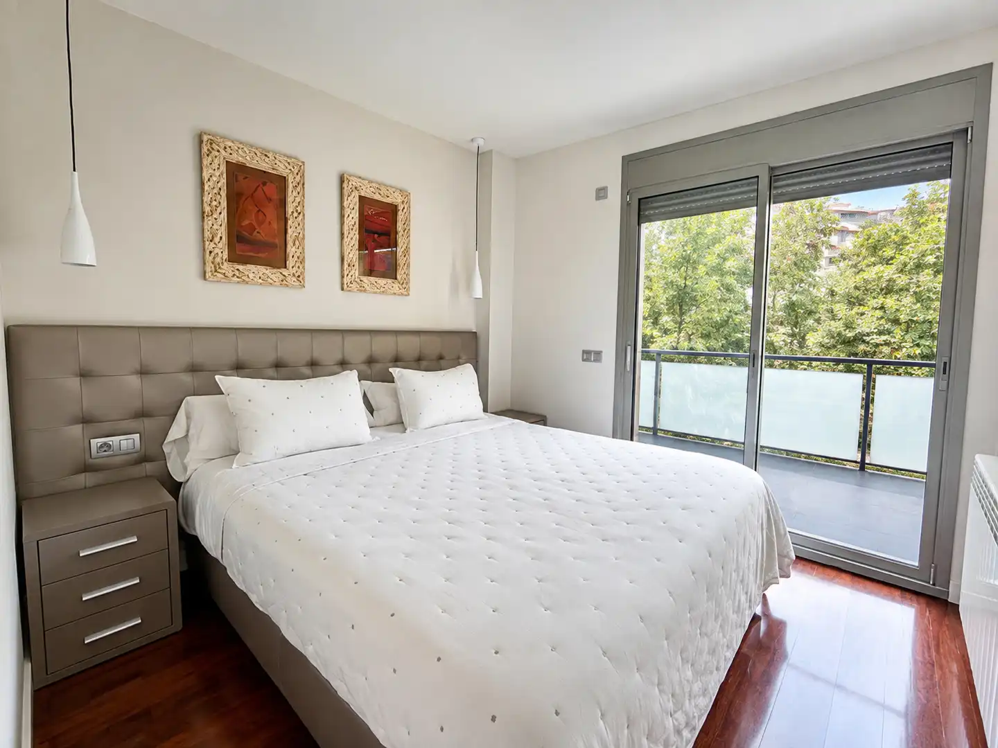 Appartamento con terrazza in vendita a Carrer de París, imagen 2