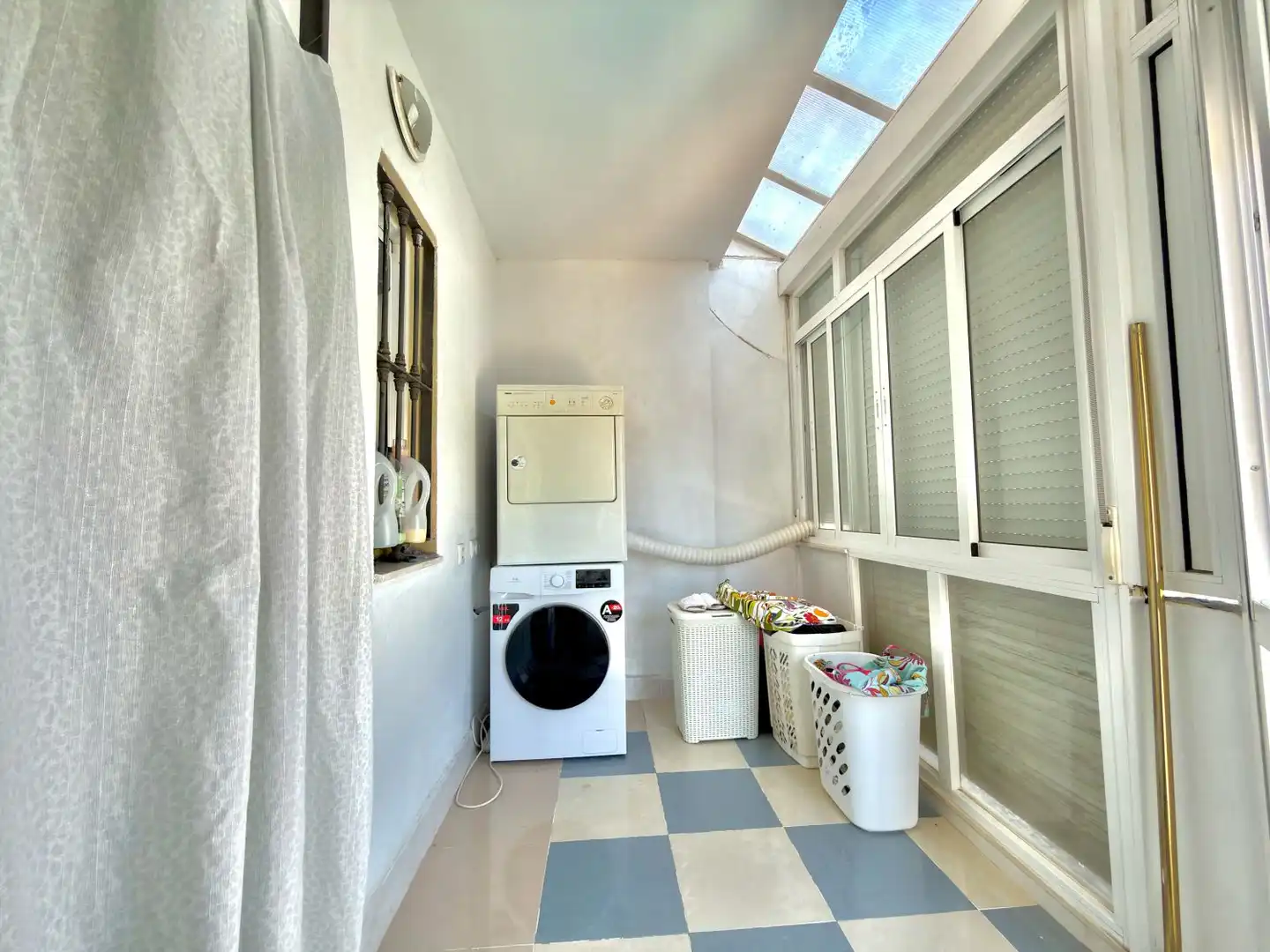 Balcony of Houses for sale in Gines, Sevilla