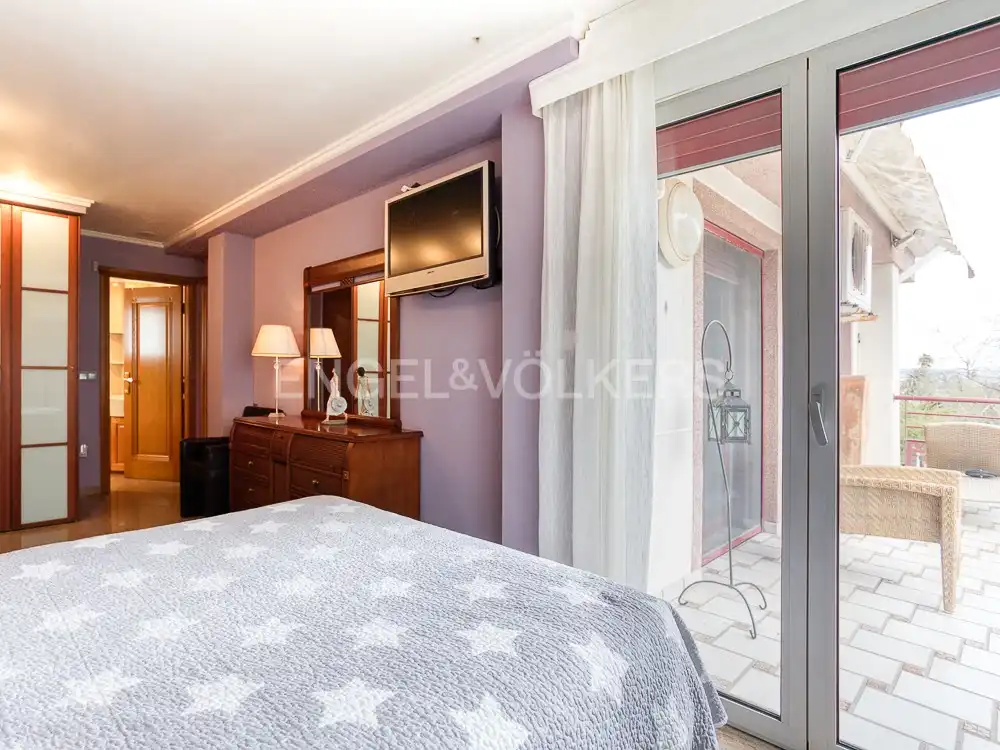 Dormitori de Casa o xalet en venda en Oliva amb Aire condicionat, Calefacció i Terrassa