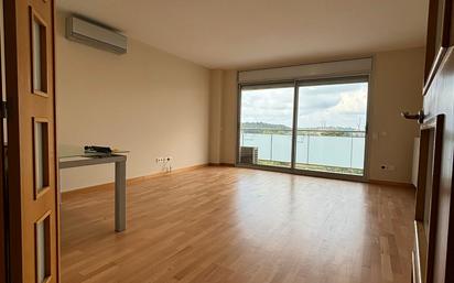 Living room of Flat for sale in  Lleida Capital  with Air Conditioner, Heating and Parquet flooring