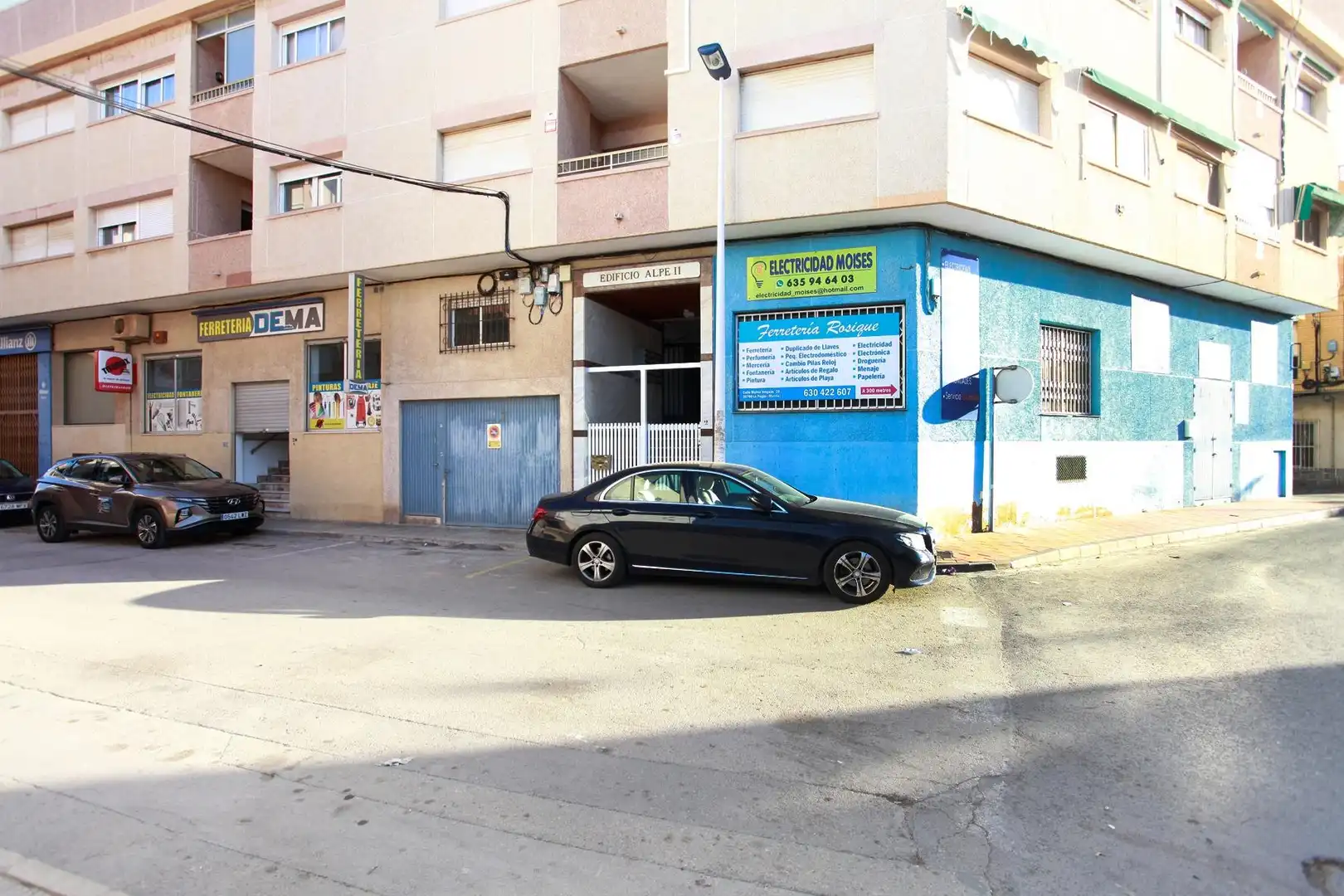 Vista exterior de Local en venda en San Pedro del Pinatar amb Aire condicionat