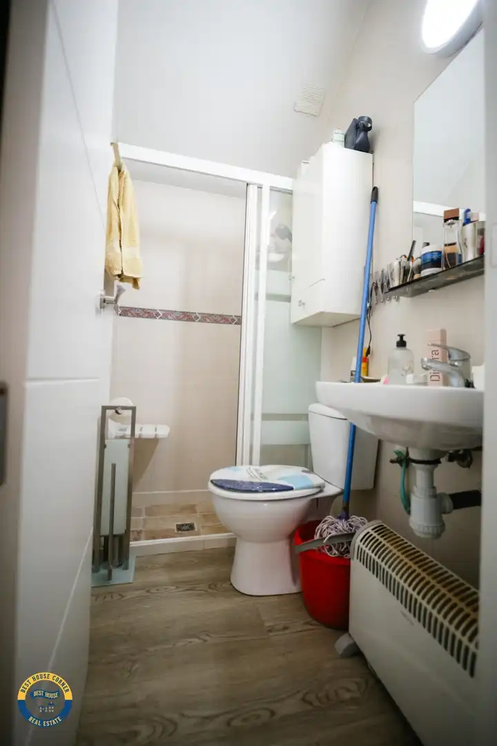 Badezimmer von Einfamilien-Reihenhaus zum Verkauf in Los Santos de Maimona mit Klimaanlage und Terrasse