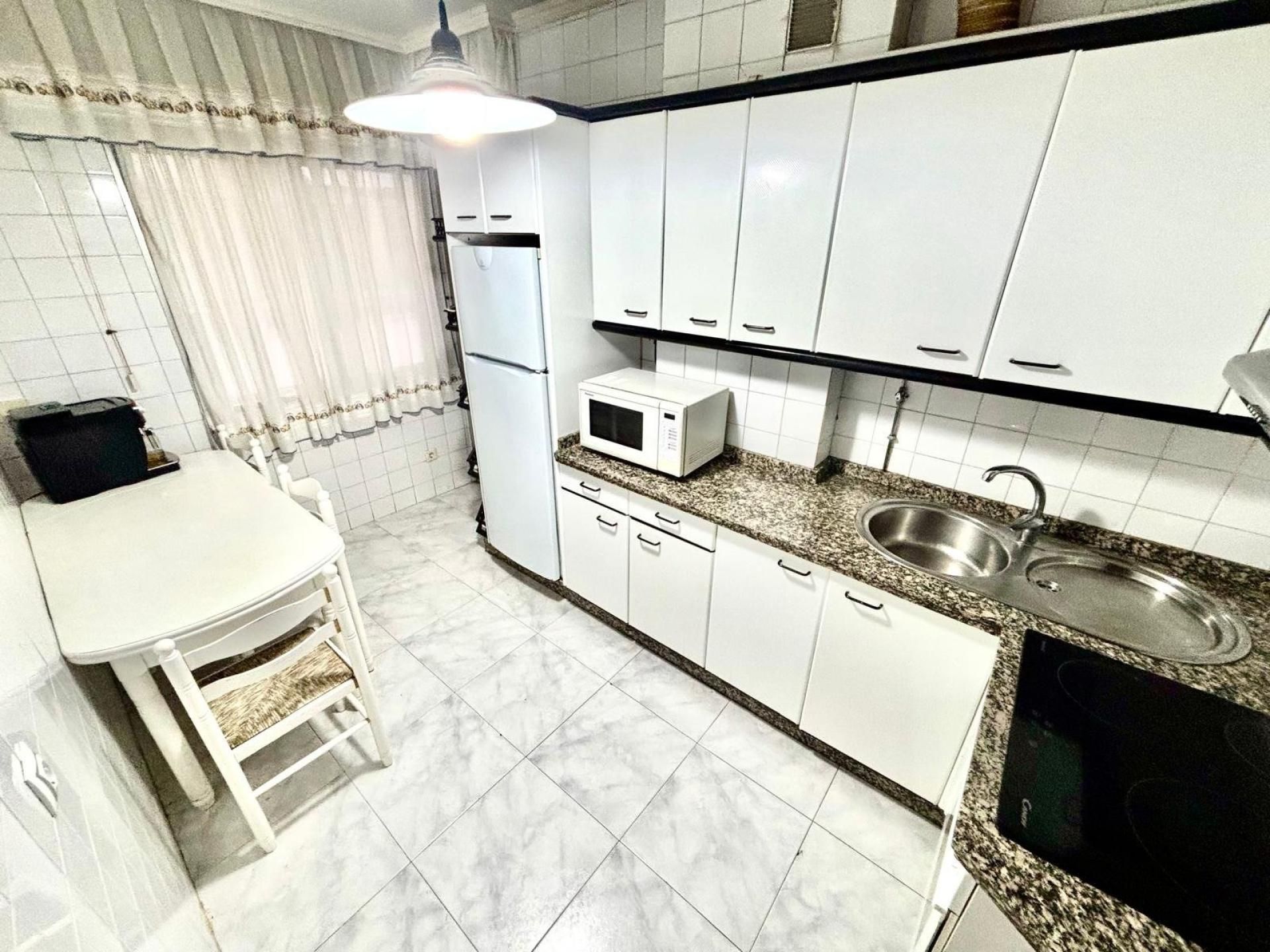 Kitchen of Flat for sale in Pontevedra Capital   with Balcony