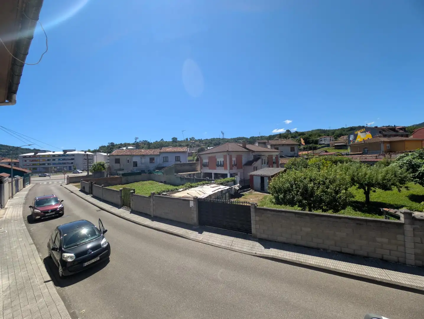 Vista exterior de Casa o xalet en venda en Langreo amb Jardí privat