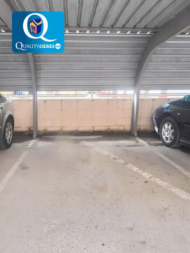 Aparcament de Apartament en venda en Alicante / Alacant amb Aire condicionat i Calefacció