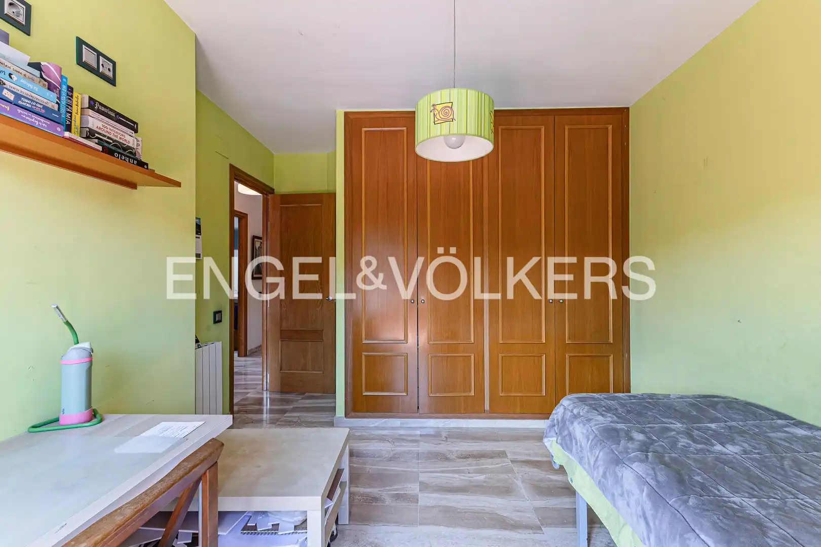 Dormitori de Casa o xalet en venda en Sant Cugat del Vallès amb Aire condicionat, Calefacció i Jardí privat