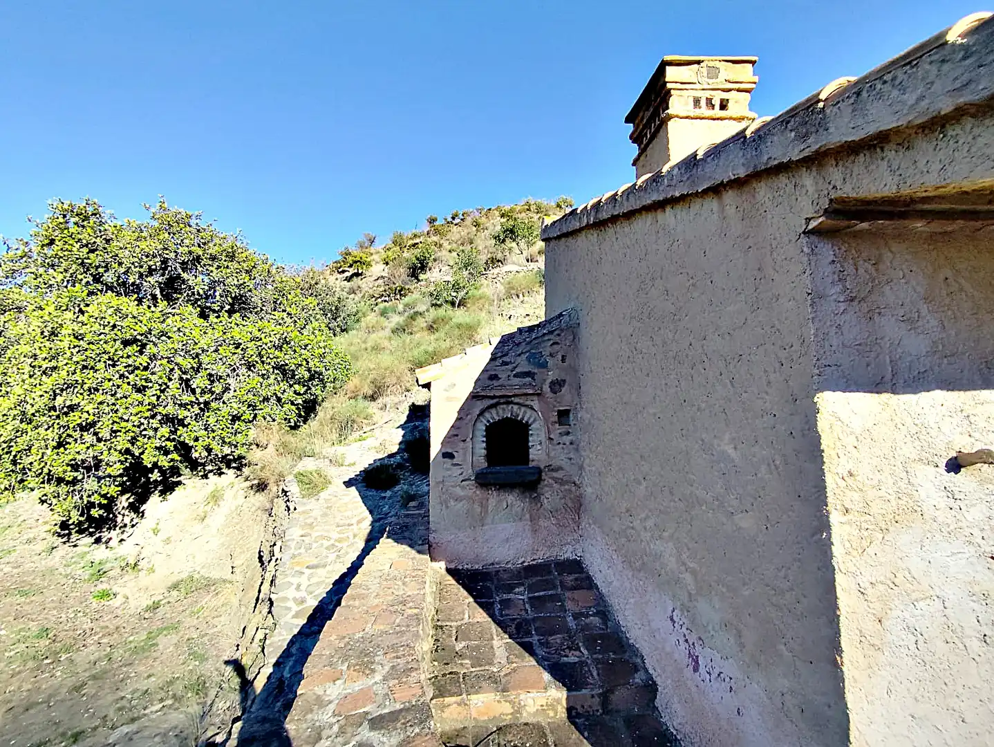 Vista exterior de Finca rústica en venda en Pizarra amb Terrassa