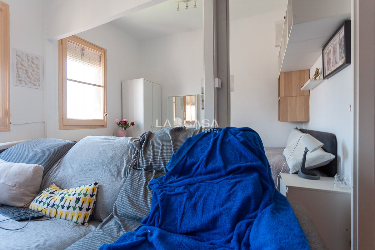 Bedroom of Flat for sale in  Barcelona Capital
