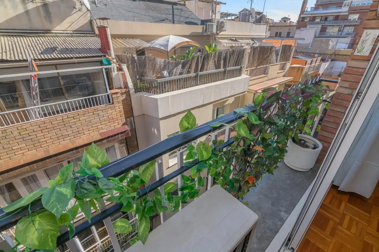 Terrassa de Pis en venda en Barcelona amb Calefacció
