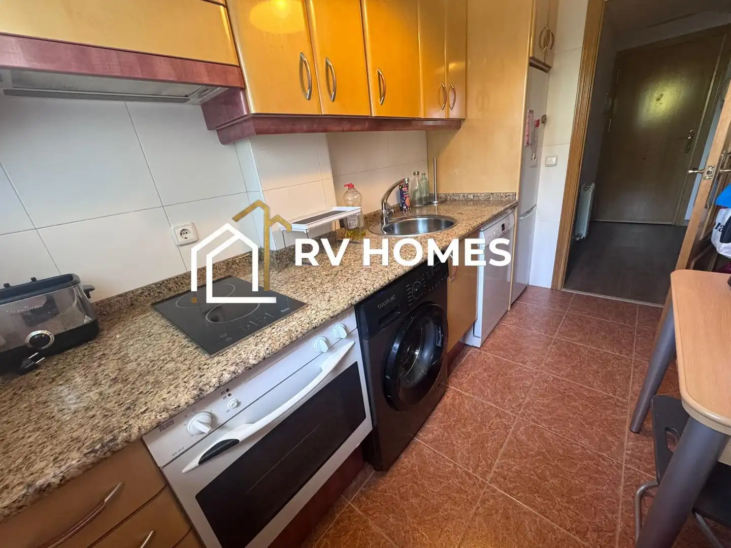 Cocina de Piso de alquiler en Cáceres con Aire acondicionado, Calefacción y Jardín privado