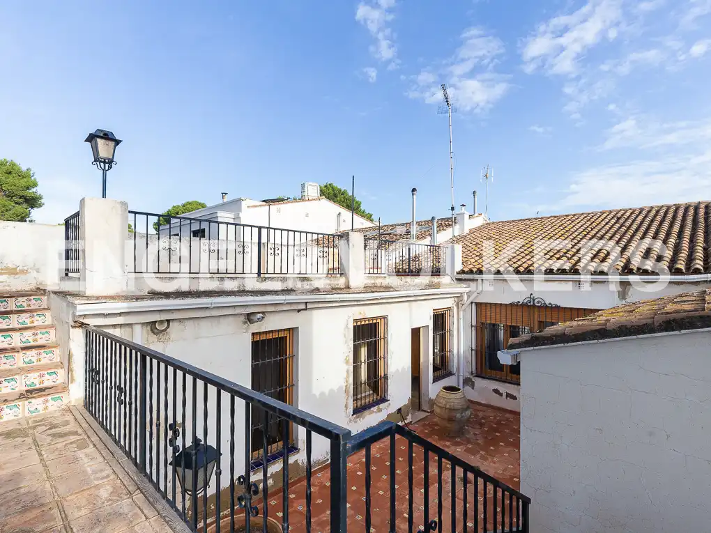Exterior view of Houses for sale in Godella  with Heating, Private garden and Terrace