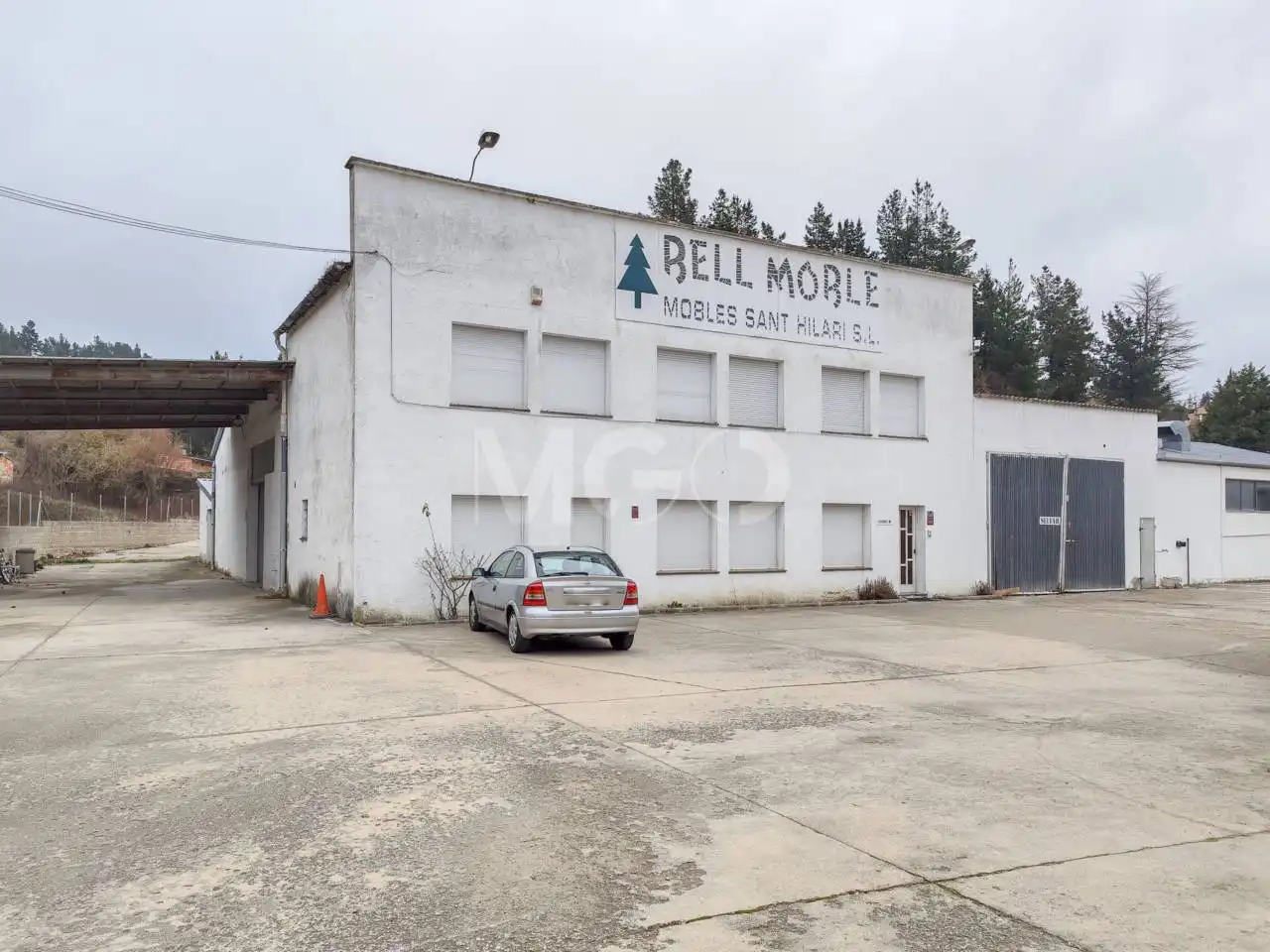 Außenansicht von Fabrikhallen zum Verkauf in Sant Hilari Sacalm