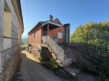 Casa en venda a Arbo