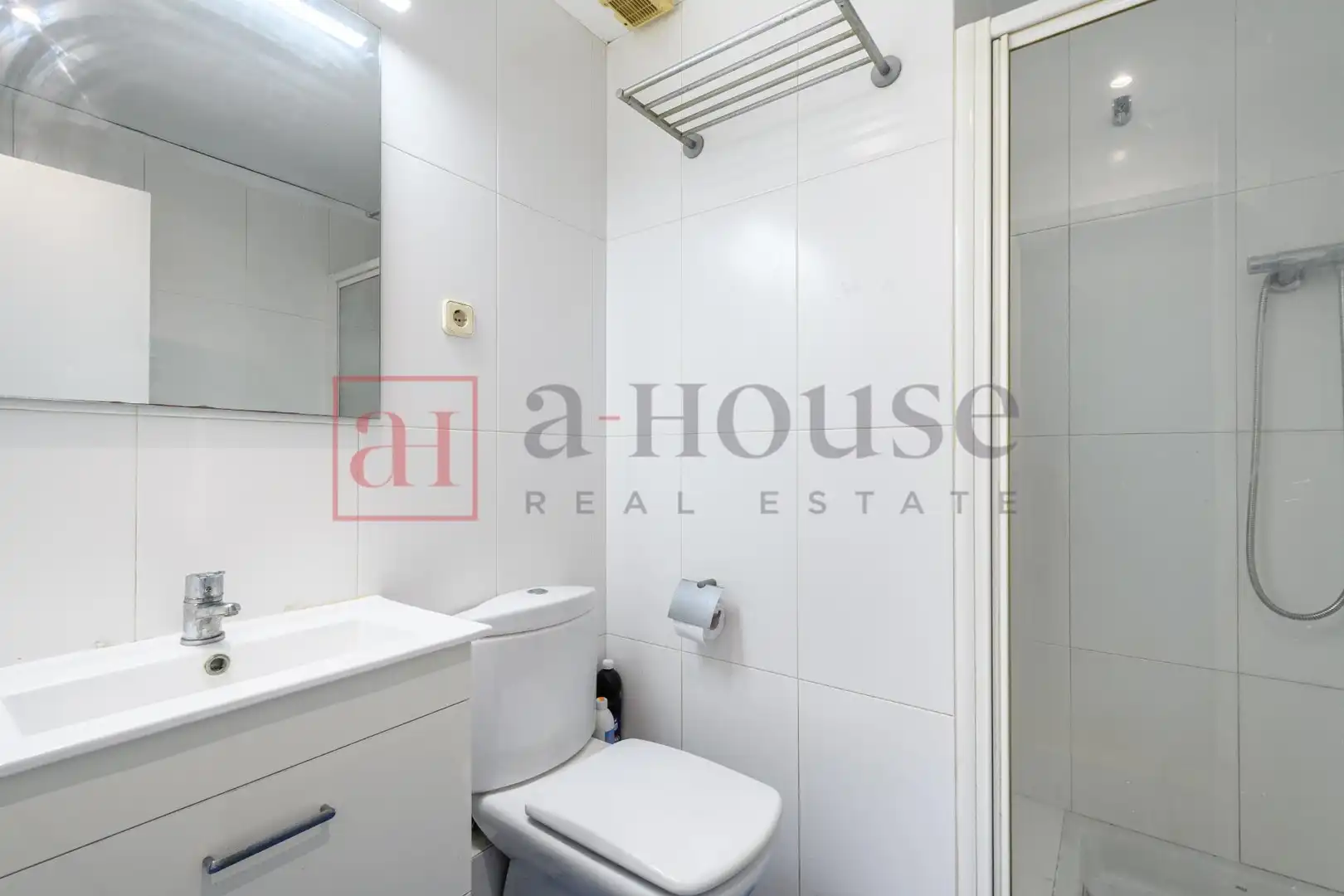 Baño de Piso en venta en Sants - Montjuïc