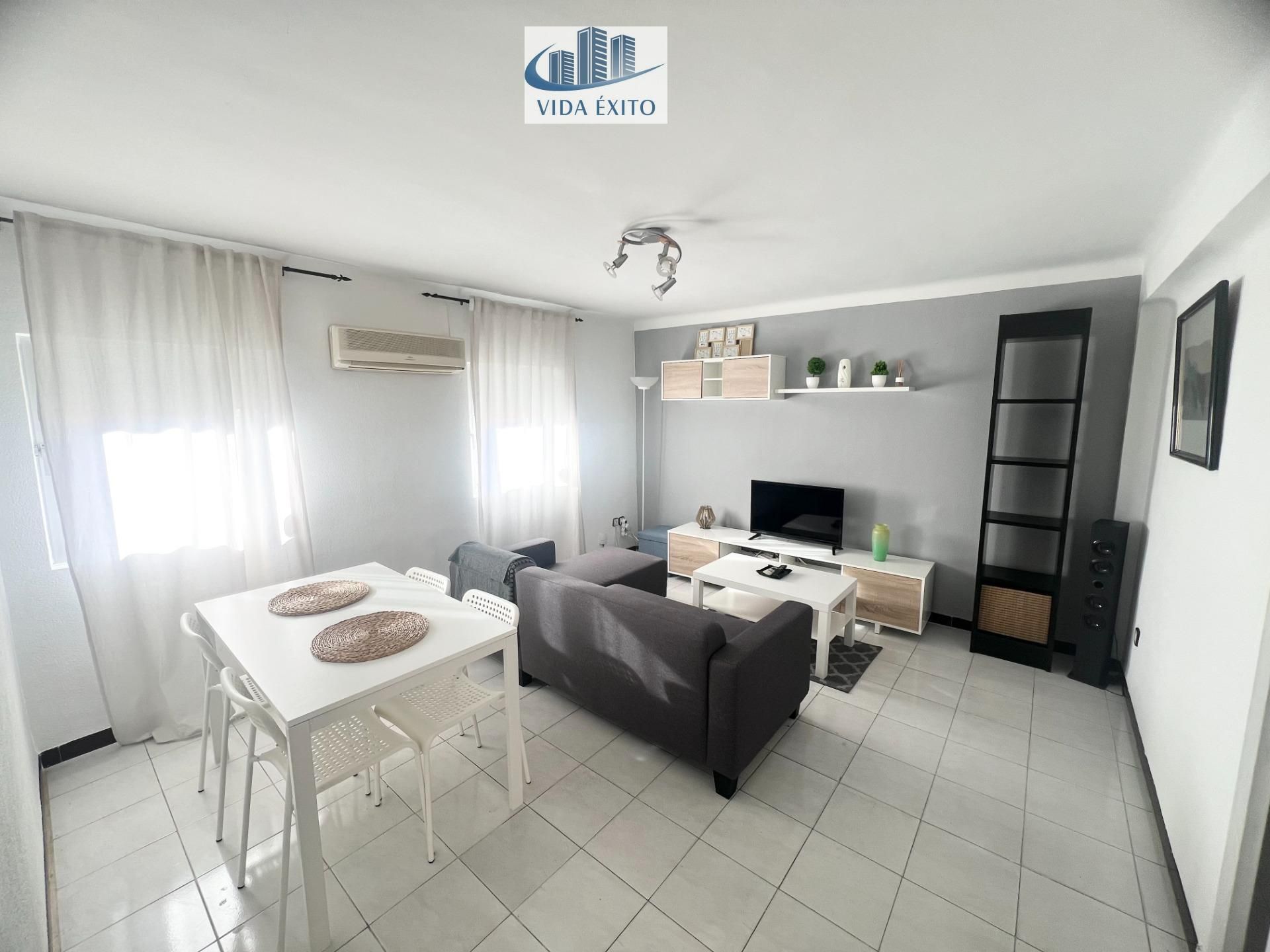 Sala d'estar de Pis de lloguer en  Jaén Capital amb Traster