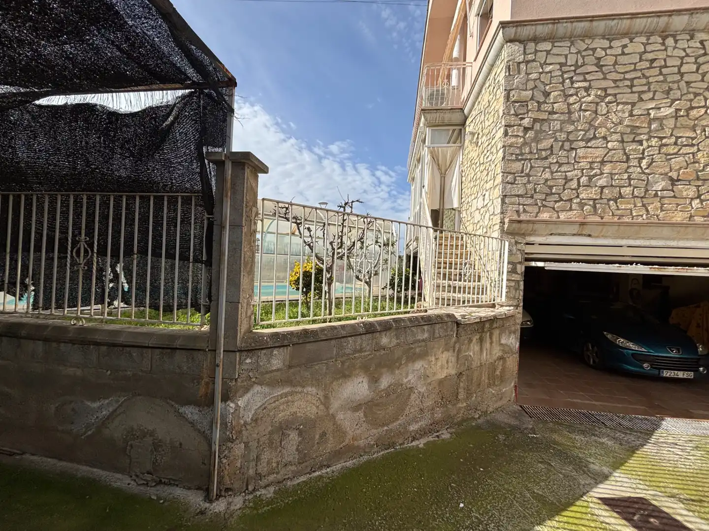 Vista exterior de Casa o xalet en venda en Mollerussa amb Aire condicionat, Calefacció i Jardí privat