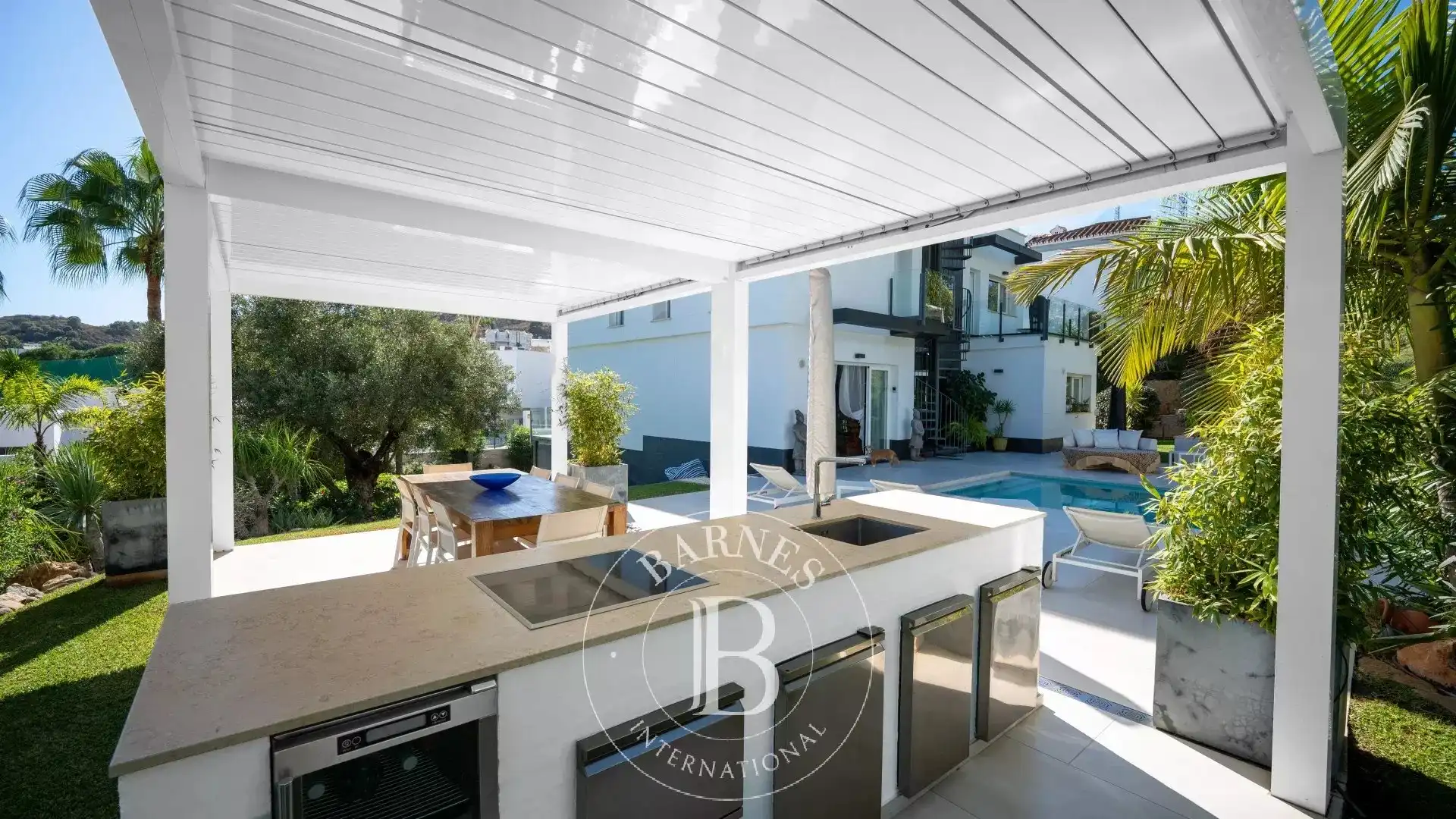 Terrassa de Casa o xalet en venda en Marbella amb Aire condicionat, Calefacció i Piscina