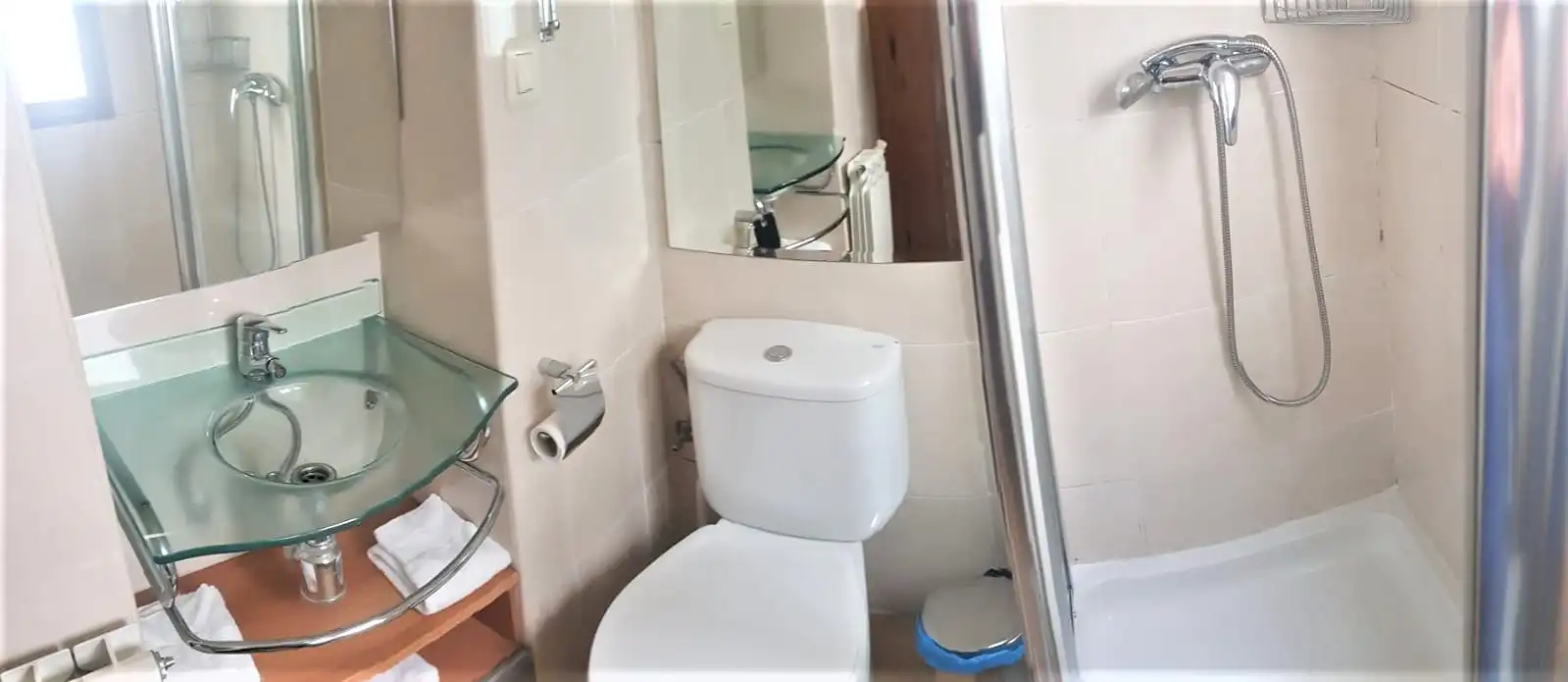 Bathroom of Apartments for rent in Cáceres  with Air Conditioner, Heating and Furnished