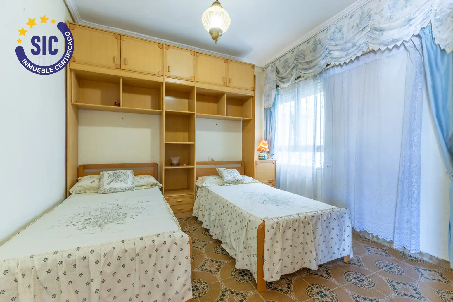 Schlafzimmer von Wohnung zum Verkauf in Sagunto / Sagunt mit Balkon