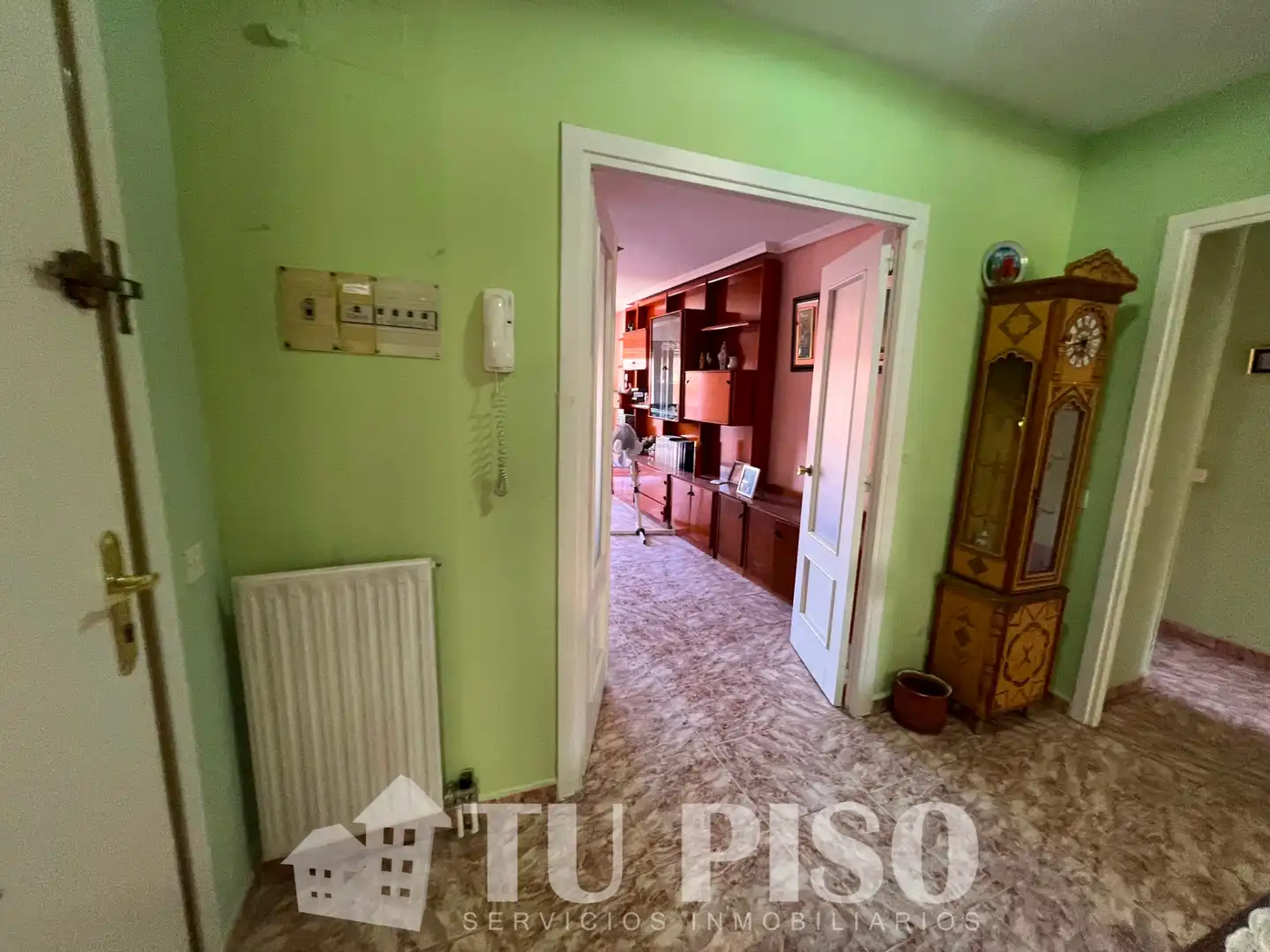 Piso en venta en Madrid con Calefacción, Terraza y Amueblado