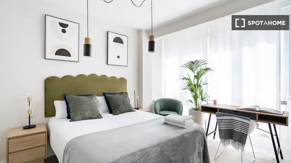 Habitación de Piso de alquiler en Madrid con Aire acondicionado, Calefacción y Amueblado