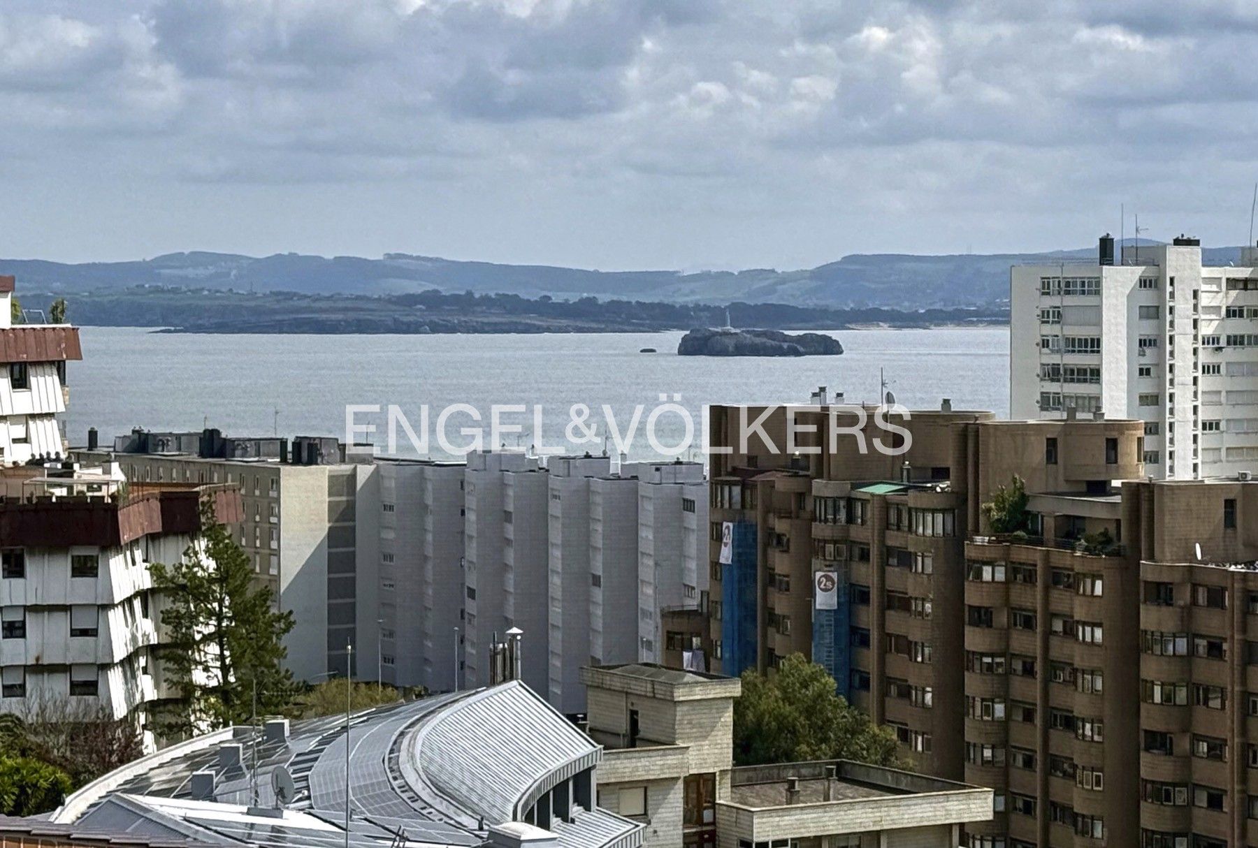 Exterior view of Single-family semi-detached for sale in Santander  with Air Conditioner, Heating and Parquet flooring
