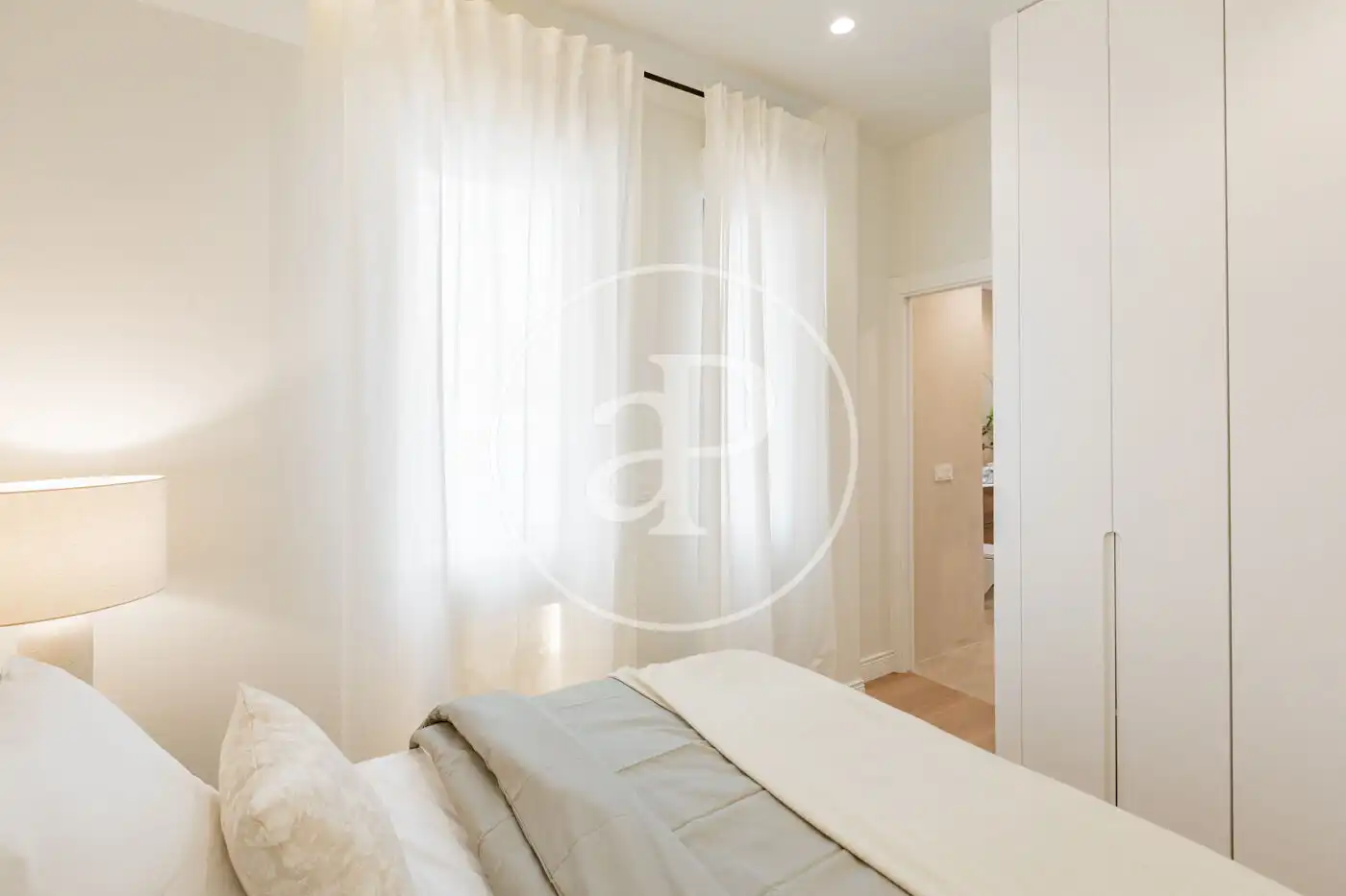 Habitación de Piso en venta en Madrid con Aire acondicionado y Calefacción