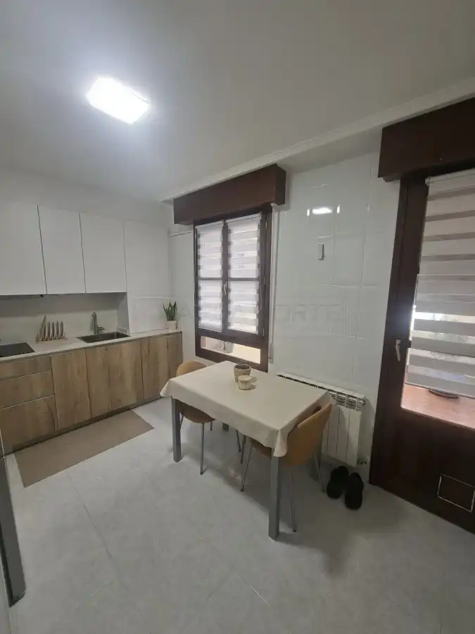 Cocina de Piso en venta en Vitoria - Gasteiz con Calefacción, Parquet y Terraza