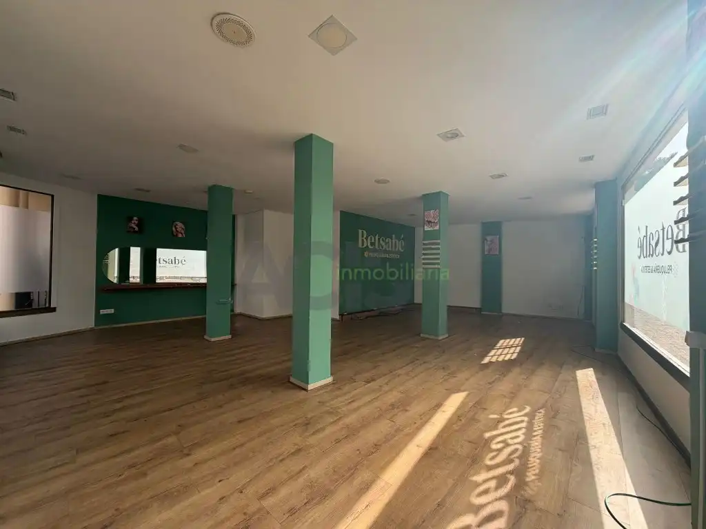 Commercial properties for rent in L'Alcúdia  with Air Conditioner