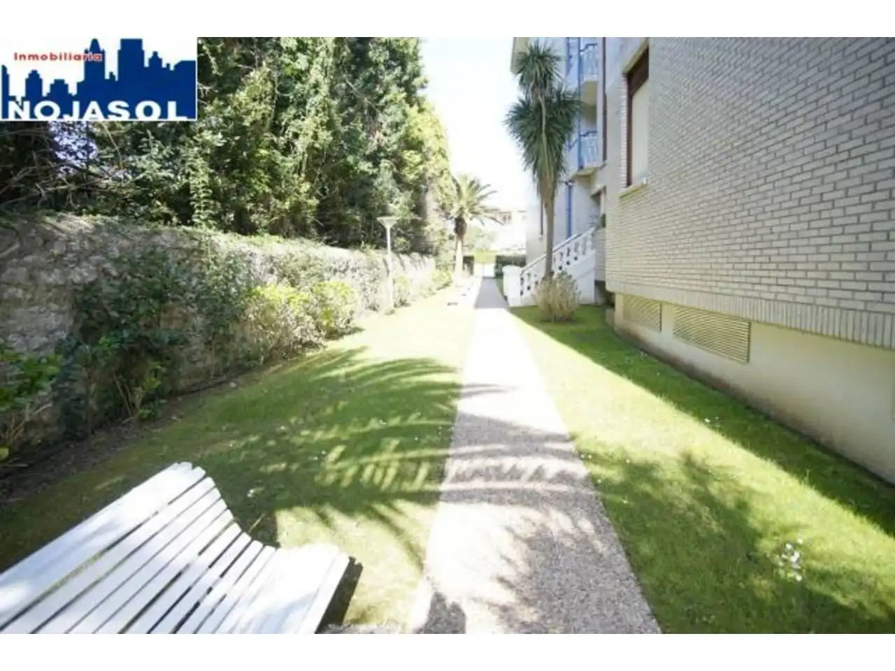 Garten von Dachboden zur Miete in Noja mit Heizung, Terrasse und Möbliert