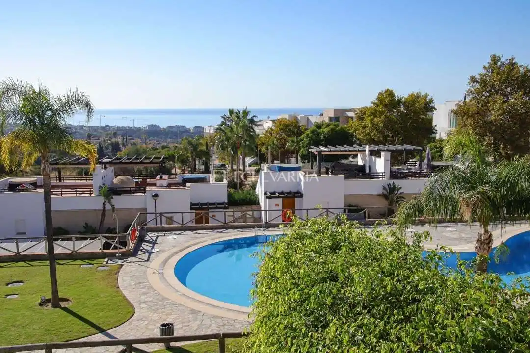 Jardí de Casa adosada en venda en Marbella amb Aire condicionat, Calefacció i Jardí privat