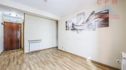 Photo 2 of Flat to rent in Valdezarza, Madrid