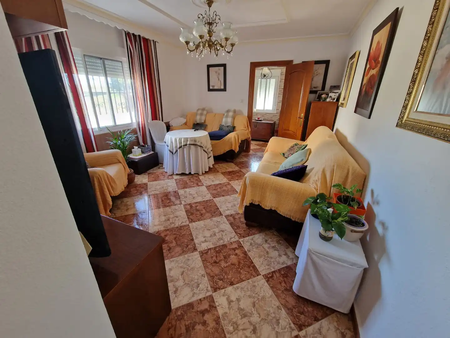 Sala de estar de Finca rústica en venta en Alhaurín El Grande con Aire acondicionado y Amueblado