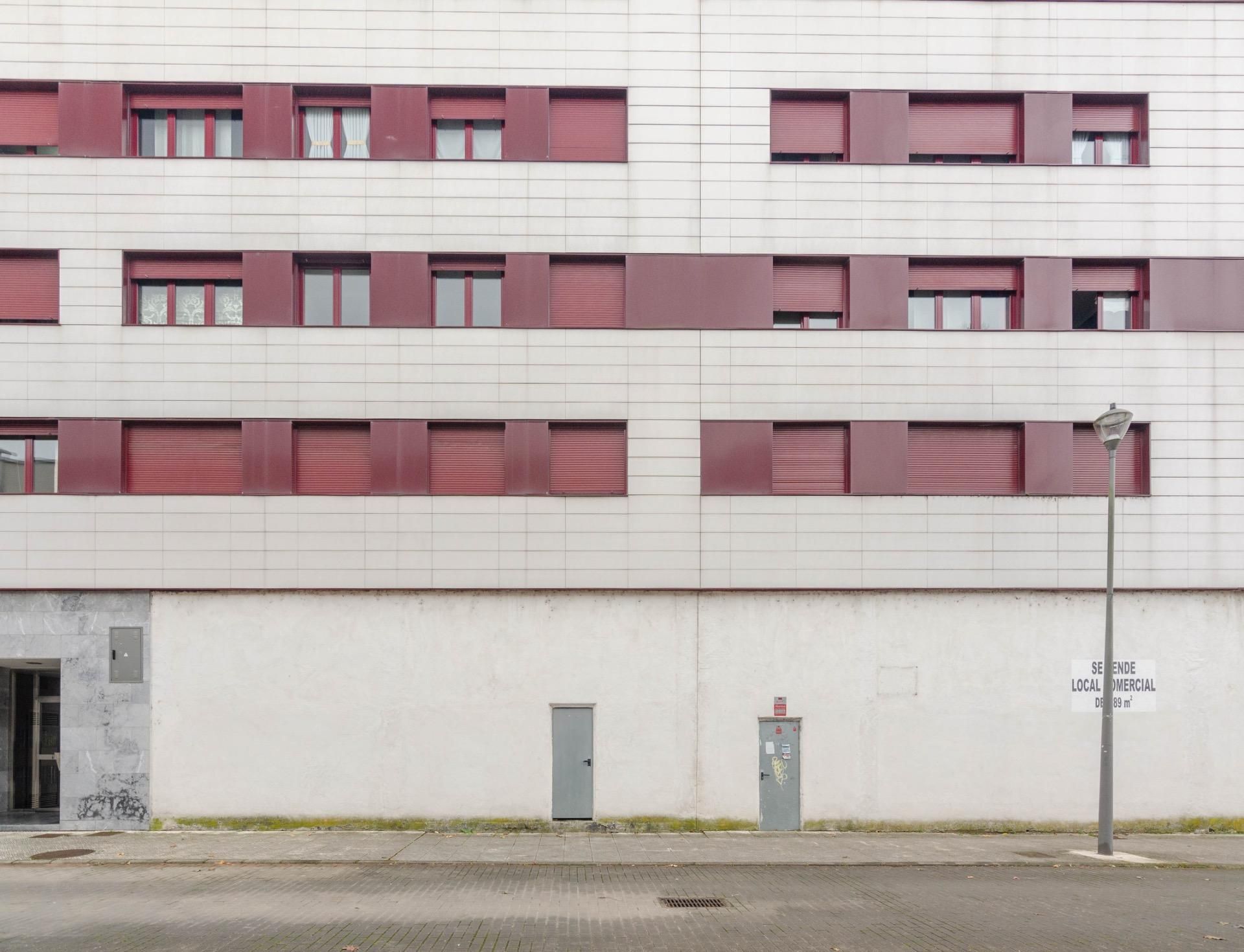 Vista exterior de Local de lloguer en Langreo