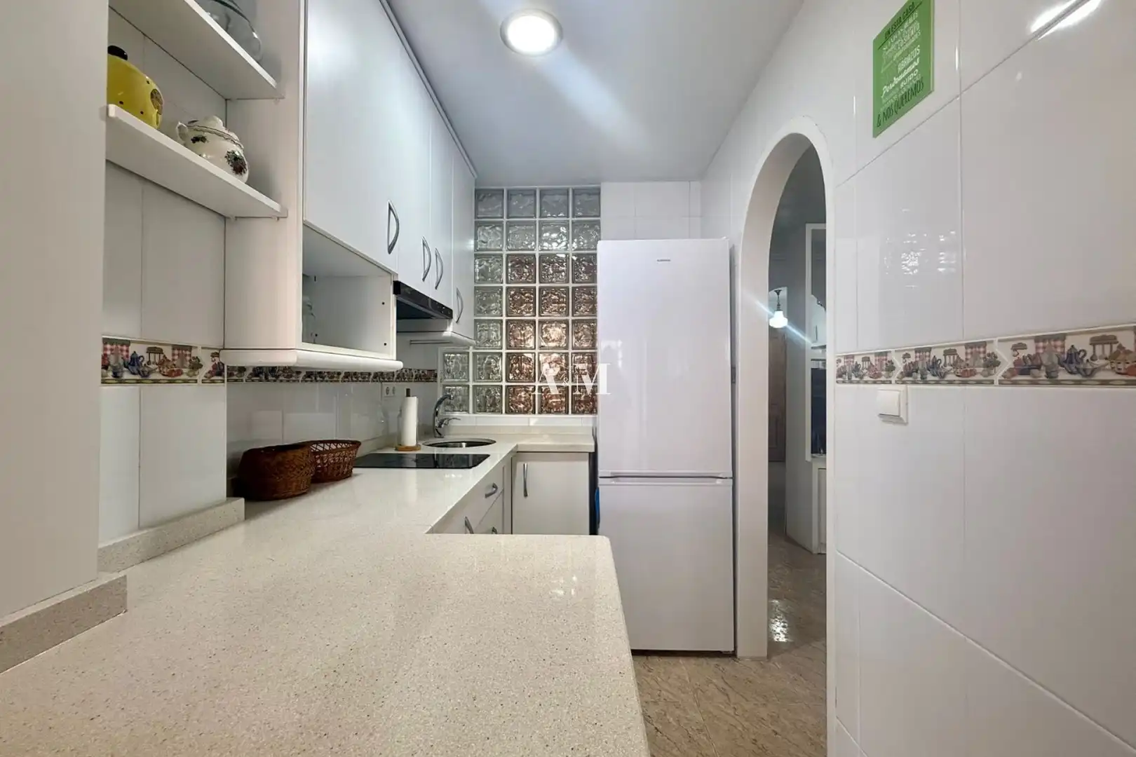 Cuina de Apartament de lloguer en Torrevieja amb Aire condicionat, Calefacció i Moblat