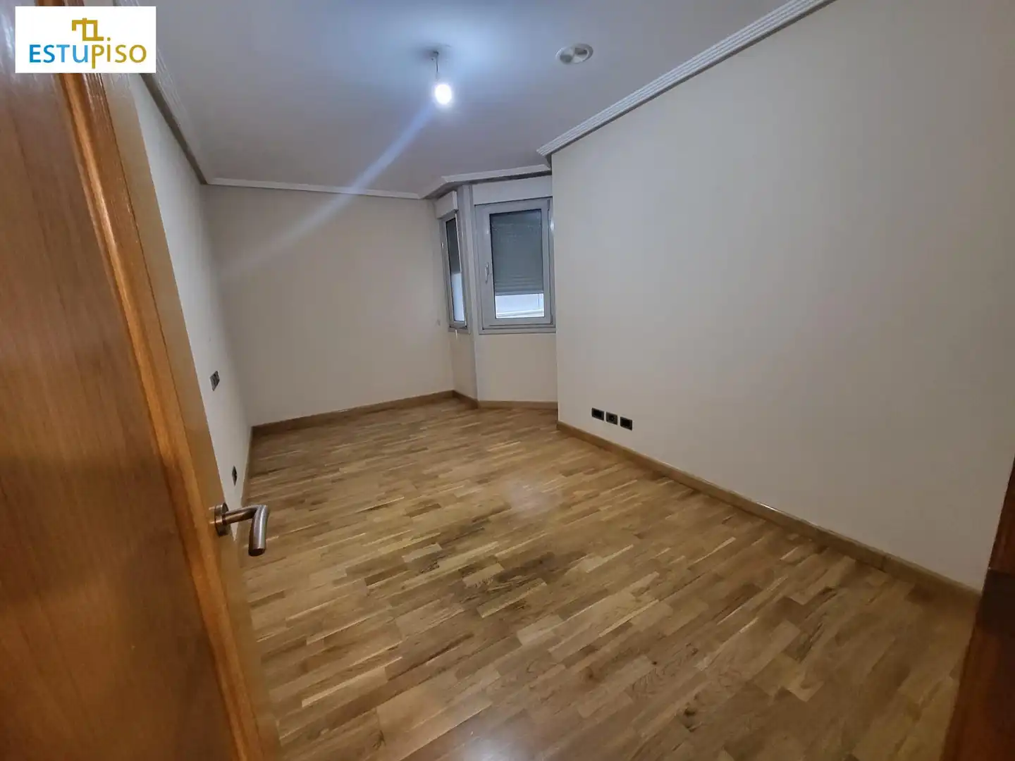 Flat for rent in León Capital   with Balcony