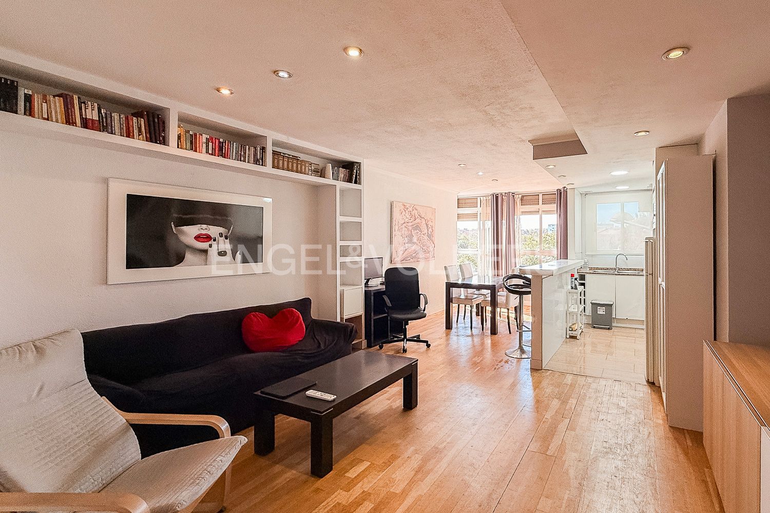 Sala d'estar de Apartament de lloguer en  Valencia Capital amb Aire condicionat, Calefacció i Moblat
