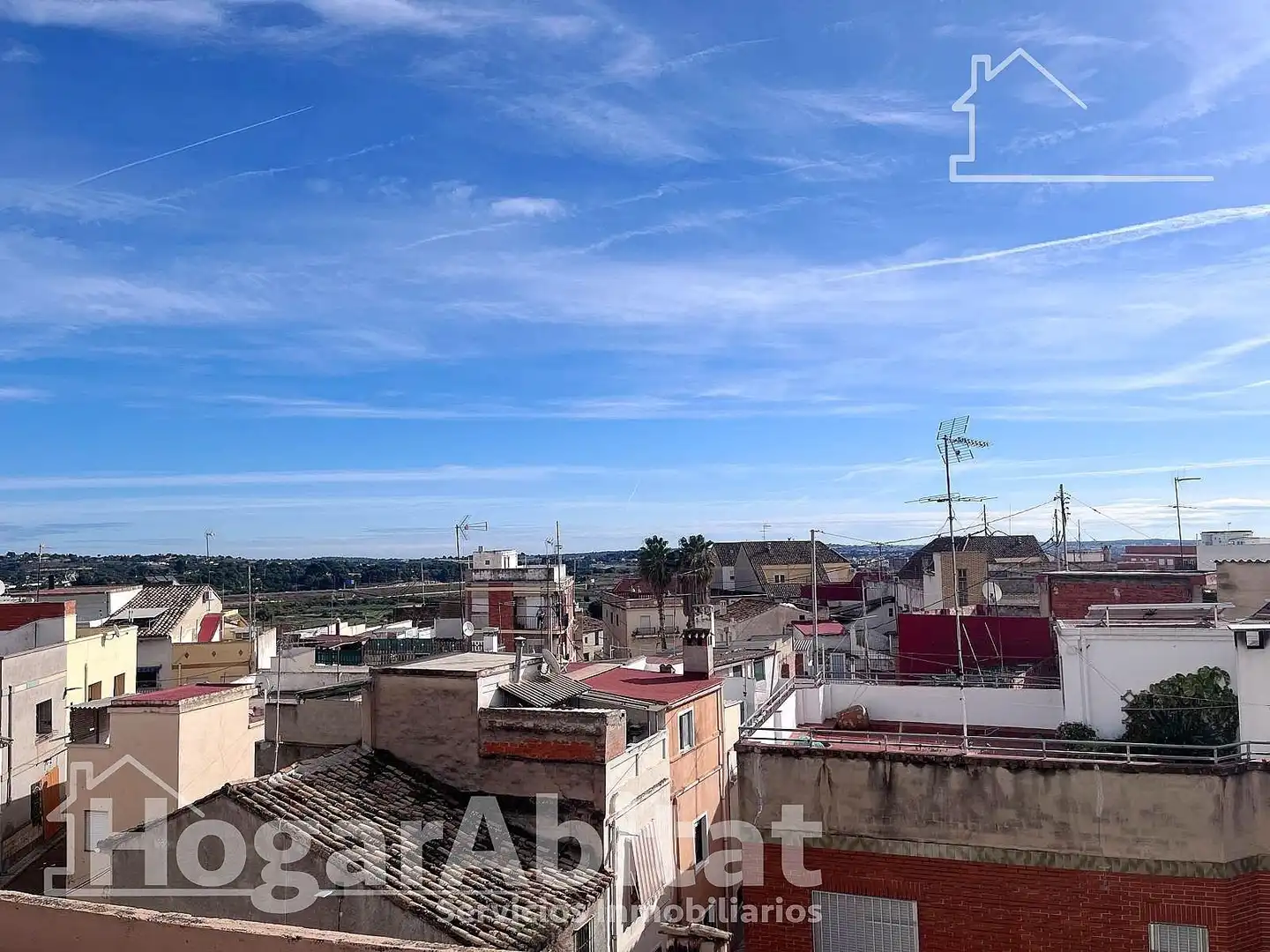 Vista exterior de Casa adosada en venta en Llíria con Aire acondicionado, Terraza y Trastero