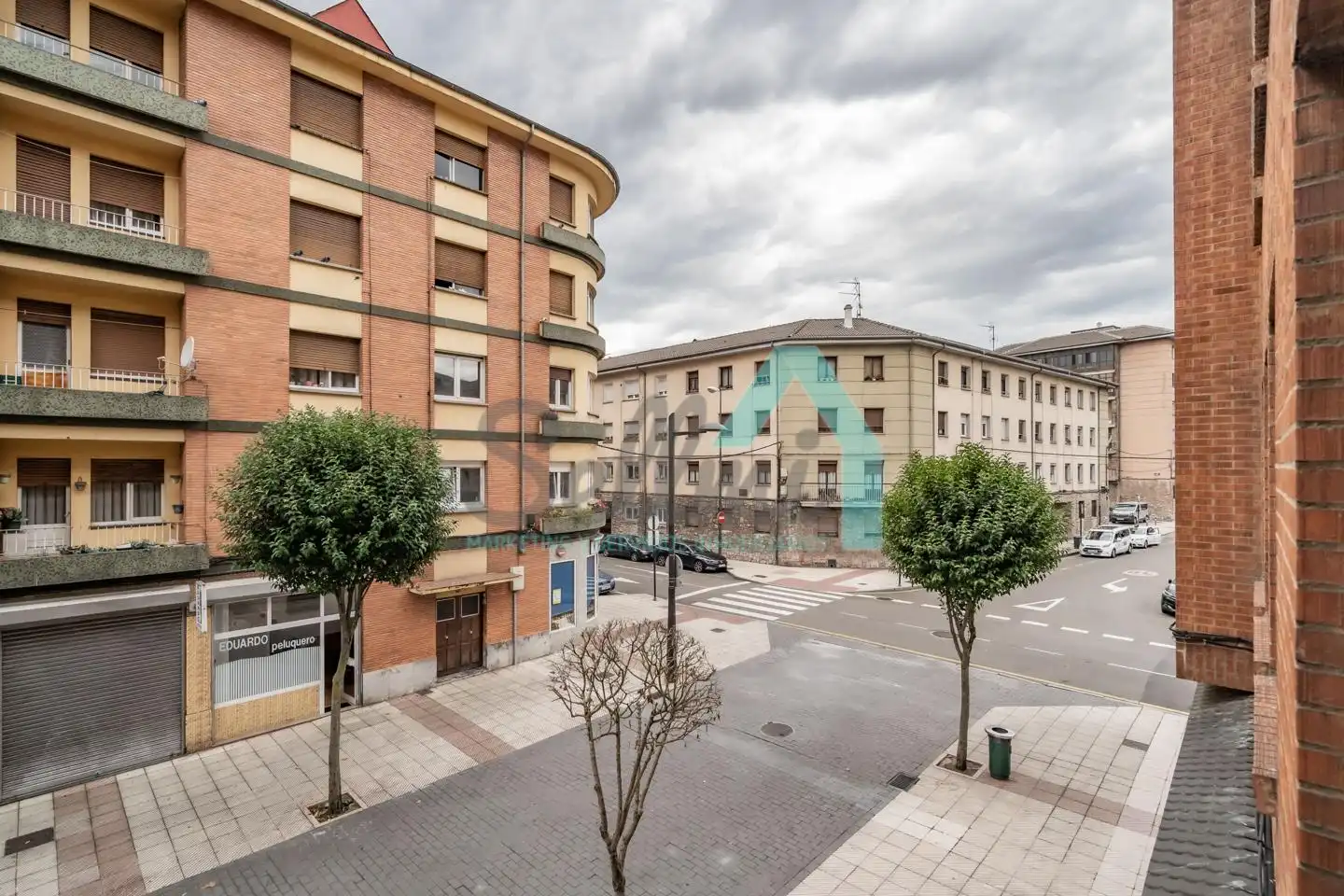 Vista exterior de Piso de alquiler en Oviedo  con Calefacción, Parquet y Terraza