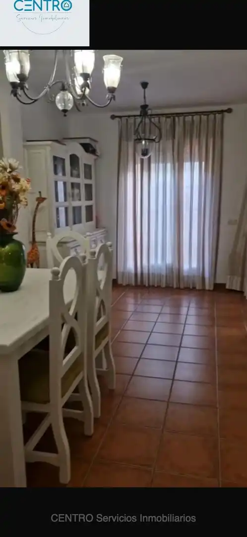 Casa adosada en venta en Algeciras con Amueblado