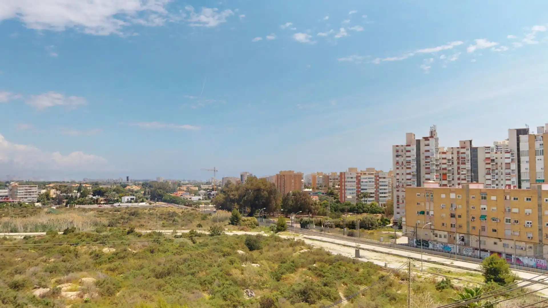 Vista exterior de Pis en venda en Alicante / Alacant amb Forn, Rentadora i Microones