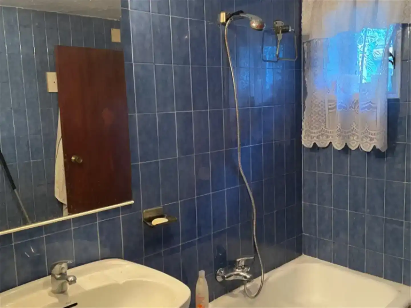 Badezimmer von Wohnung zum Verkauf in Paniza mit Abstellraum, Möbliert und Ofen